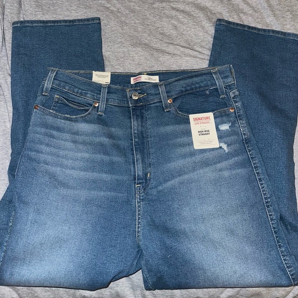 Levi's Denim - Levi Strauss Women’s Straight Jean